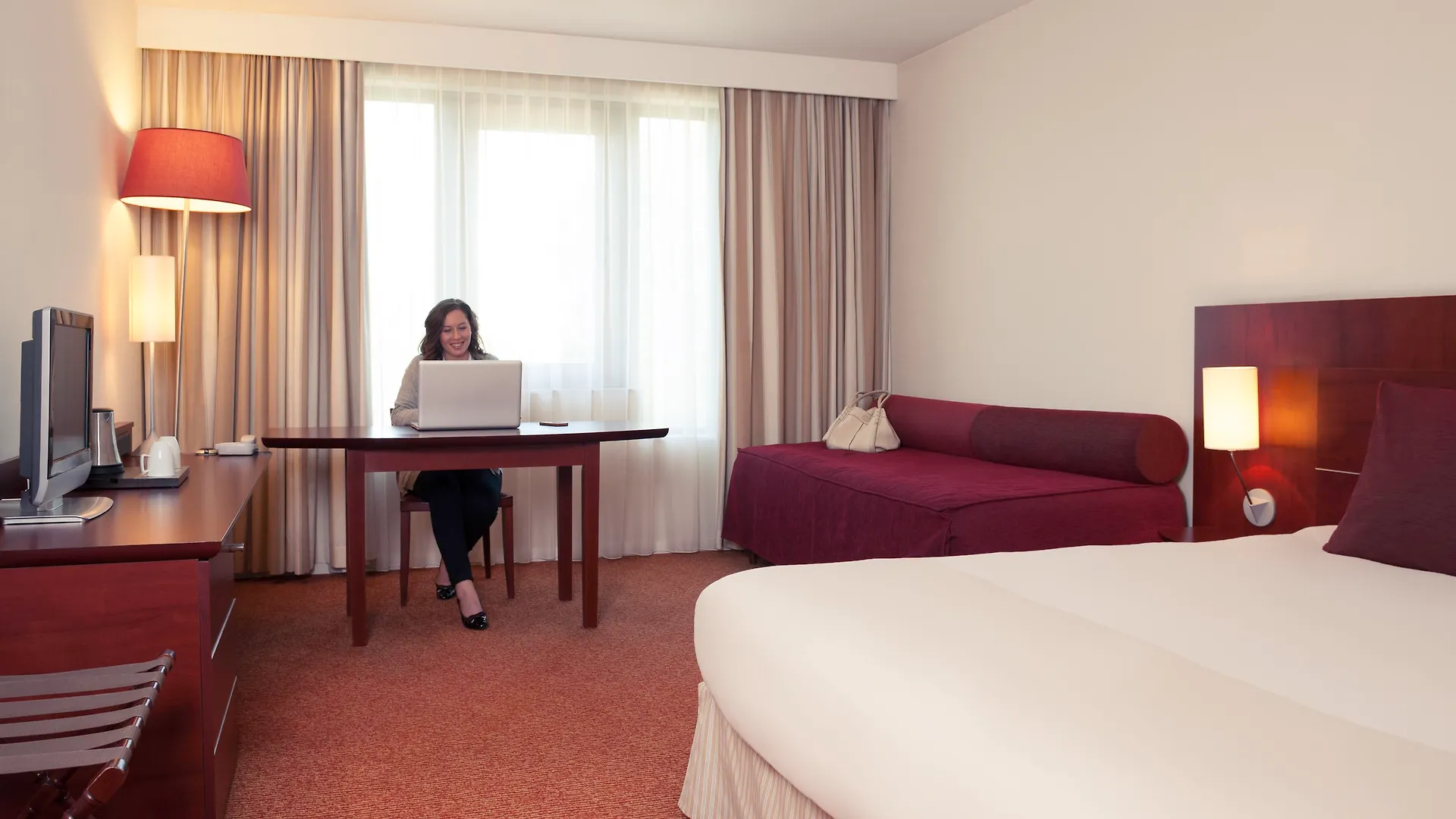 Mercure Hotel Brussels Airport contacts